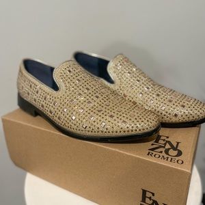 Enzo Romeo Dress Shoes. Mens size 9.5. Worn once.